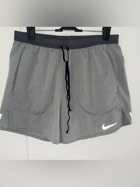 NWOT Nike Dri-Fit running shorts women's sz M